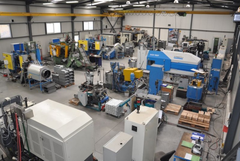 Tlakové odlievanie 2 / Stroje - foto Tlakové odlievanie 2 / Stroje - foto