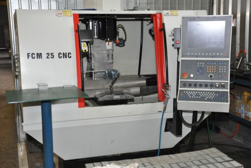 Výroba nerezového záhradného 2 / Stroje - foto Výroba nerezového záhradného 2 / Stroje - foto